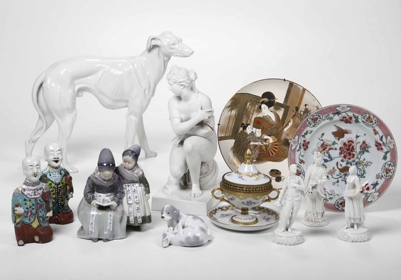 Lotto con diverse ceramiche europee ed orientali, XIX -XX secolo  - Auction Ceramics - Timed Auction - Cambi Casa d'Aste