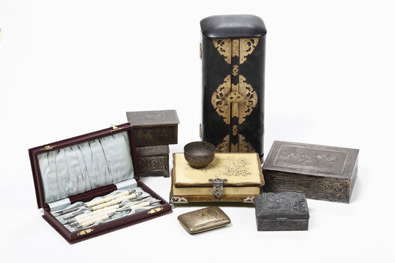 Lotto di scatoline in materiali vari  - Auction Antiques II - Timed Auction - Cambi Casa d'Aste