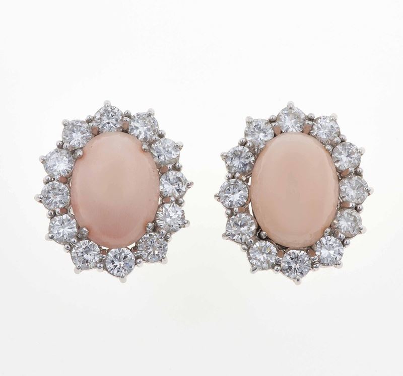 Orecchini con corallo rosa e diamanti  - Auction Jewels and Corals | Time Auction - Cambi Casa d'Aste