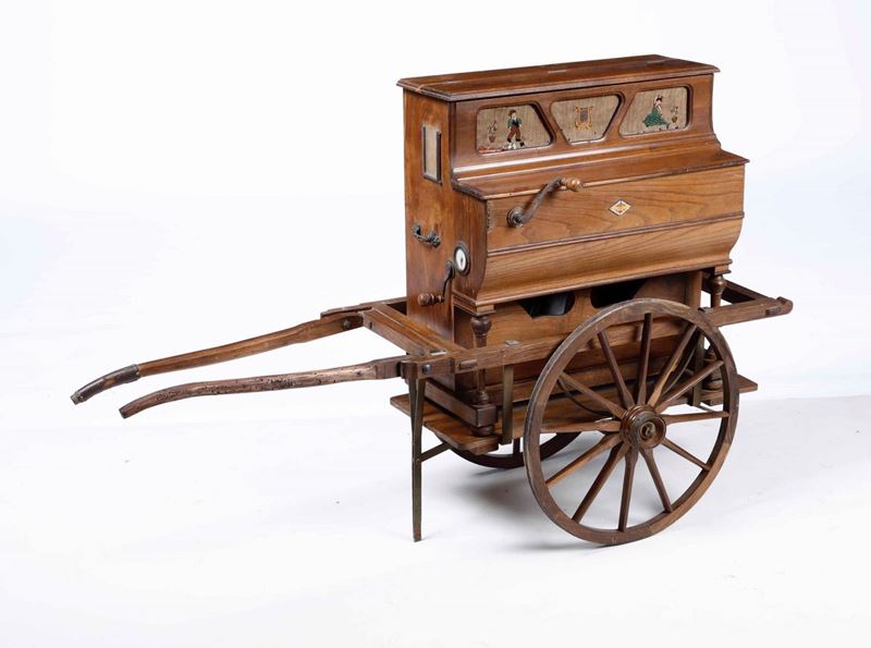 Organetto in legno, Enrique Salva, Barcellona, metà XX secolo  - Auction Out of Ordinary - Cambi Casa d'Aste