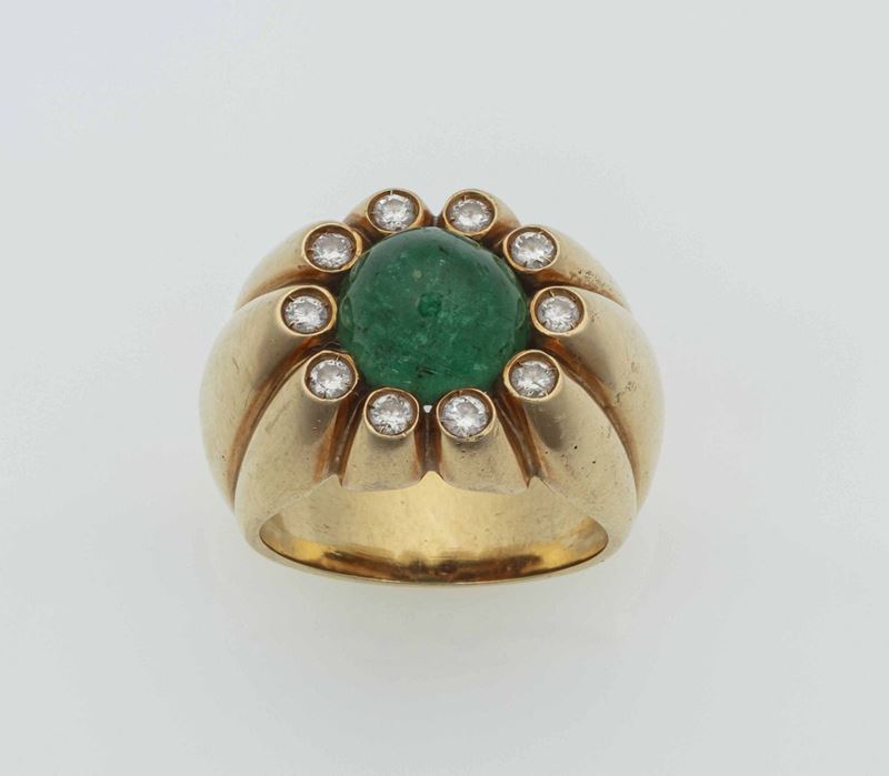 Anello con smeraldo taglio cabochon e diamanti a contorno  - Auction Jewels - Time Auction - Cambi Casa d'Aste