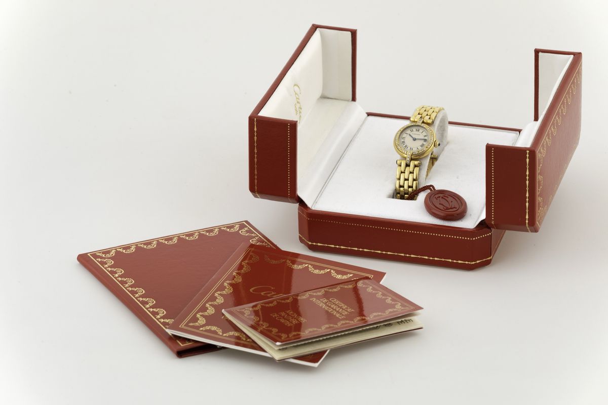 Cartier - Elegante Panthere Vandôme con Lunetta in Diamanti, Movimento al Quarzo, Circa 2000 con ...