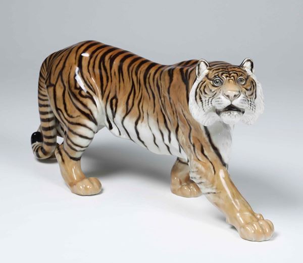 Grande scultura di tigre Germania, Selb (Baviera), Manifattura Hutschenreuther, seconda metà del XX  [..]