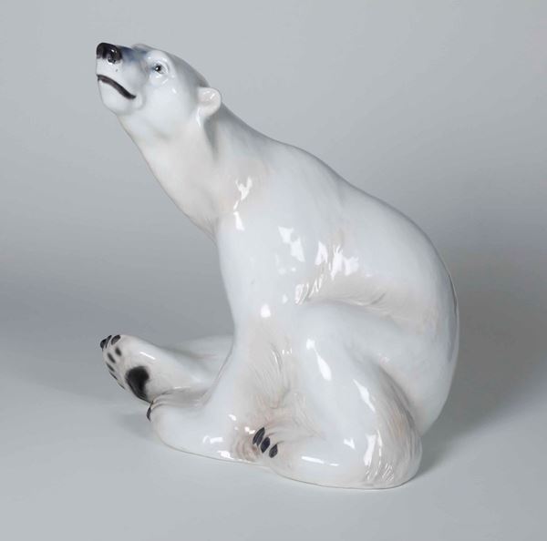 Grande scultura di orso polare Danimarca, Manifattura Royal Copenaghen, XX secolo