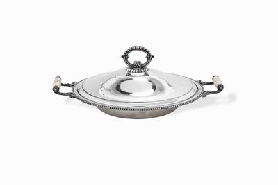 Paiolo Biansato in Argento e Avorio Tornito. Argenteria Italiana, Inizi del XX Secolo. Eleganti D...