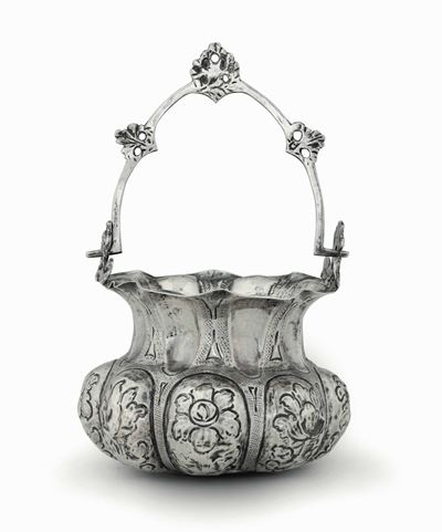 Secchiello per Acquasanta in Lastra D'argento Sbalzata. Venezia Prima Metà del XVIII Secolo, Boll...