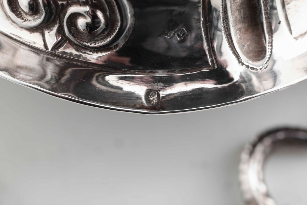 Secchiello per Acqua Santa in Argento Costolato Venezia XVIII Secolo