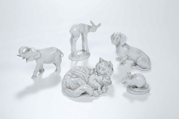 Cinque diversi animali: gatto, cane bassotto, cerbiatto, elefante, topo  Vienna, Manifattura Augarten, fine del XX secolo