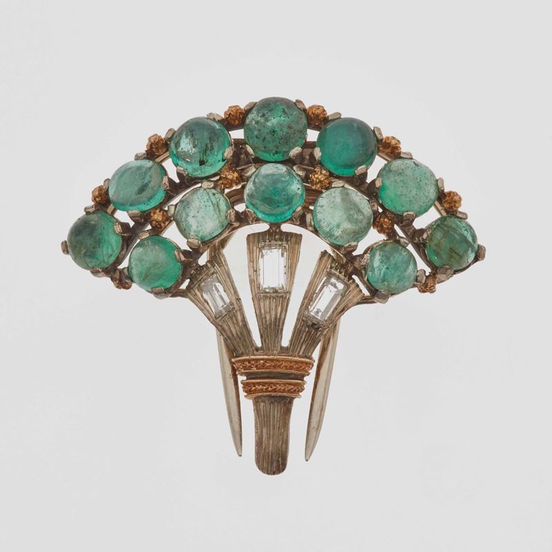 M. Buccellati. Clip con smeraldi taglio cabochon e diamanti  - Auction Fine Jewels - Cambi Casa d'Aste