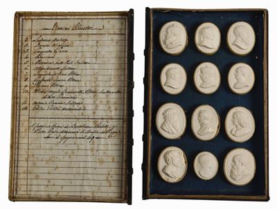 Bartolomeo Paoletti (1757 - 1834) Uomini Illustri. un Volume con 12 Calchi in Gesso. Copertina in...
