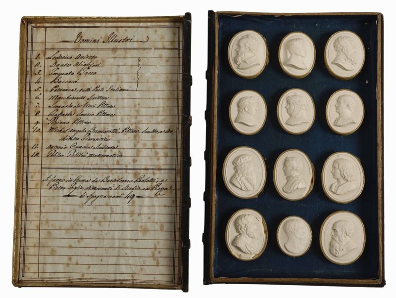 Bartolomeo Paoletti (1757 - 1834) Uomini illustri. Un volume con 12 calchi in gesso. Copertina in pelle impressa.  - Asta Importanti Sculture, Arredi e Oggetti d'Arte - Cambi Casa d'Aste