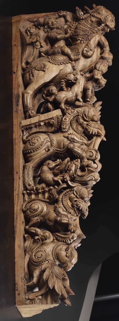 Quattro Fregi in Legno Intagliato con Figure di Cavalieri, India, XIX Secolo