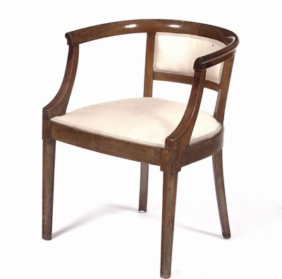 Poltroncina a Pozzetto Imbottita, XX Secolo