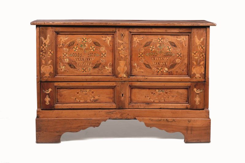 Credenza in legno lastronato ed intarsiato, XIX secolo  - Auction Antiques - Time Auction - Cambi Casa d'Aste