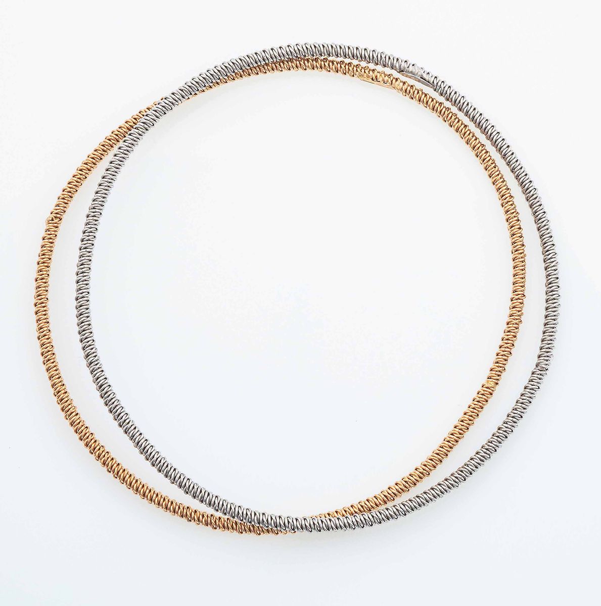 Lotto Composto da Anello con Ametista e Diamanti e Due Bangle