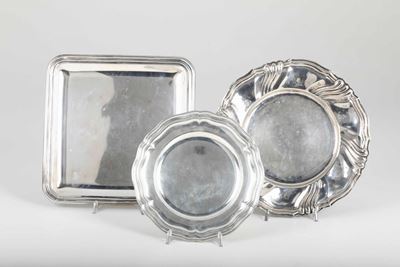 Tre Piattini in Argento di Modelli Differenti. Italia XX Secolo