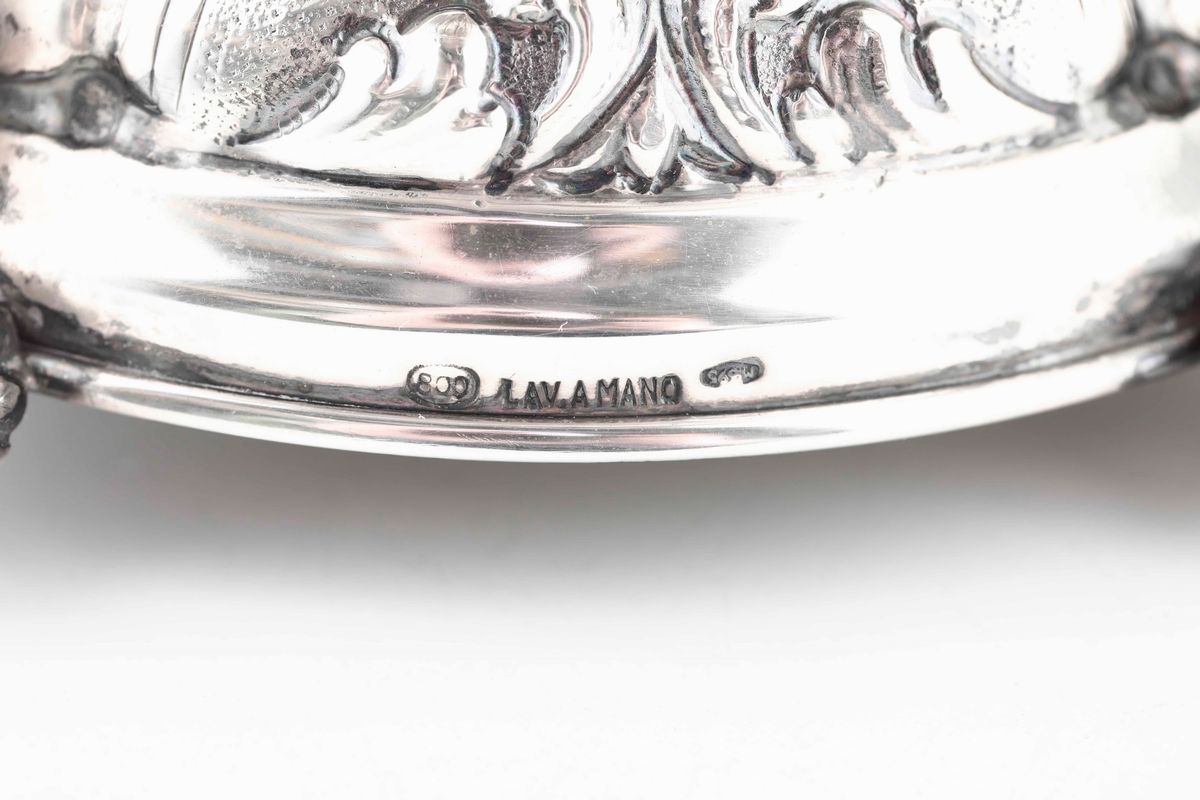 Due Vasi in Argento. Argenteria Artistica Italiana del XX Secolo