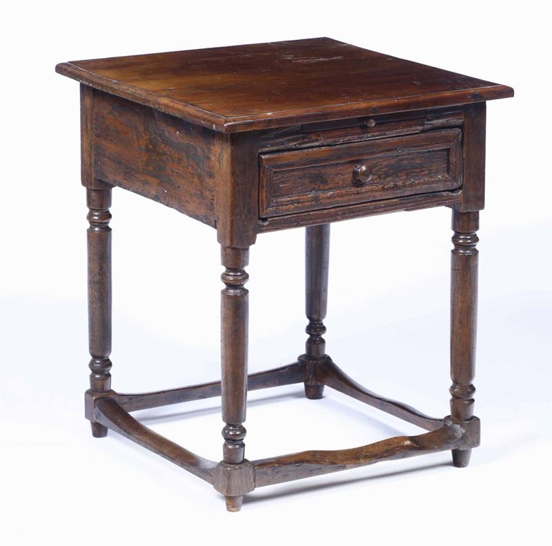 Tavolinetto in noce ad un cassetto, XIX secolo  - Auction Antiques I - Timed Auction - Cambi Casa d'Aste