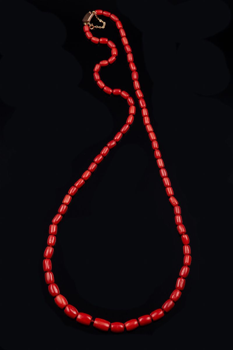 Collana in corallo rosso  - Auction Jewels and Corals | Time Auction - Cambi Casa d'Aste
