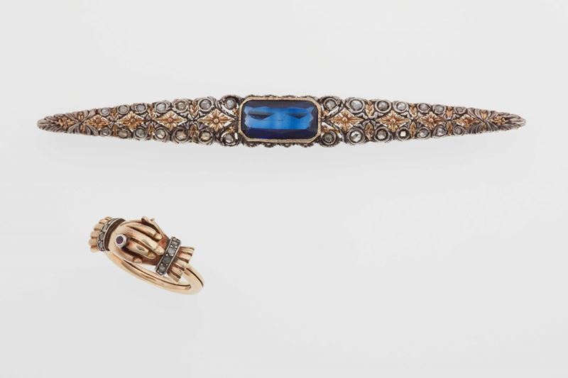 Gold and silver brooch and ring  - Auction Jewels | Cambi Time - Cambi Casa d'Aste