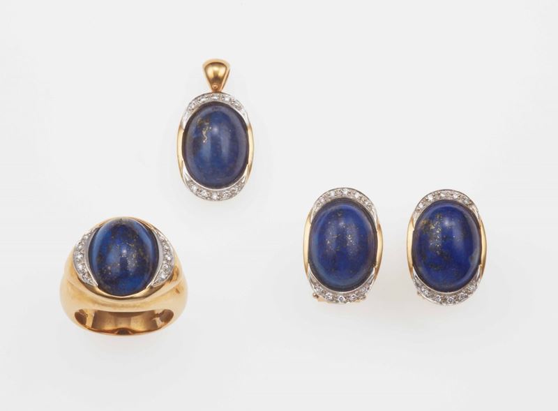 Parure composta da anello, orecchini e pendente con lapislazzuli e diamanti  - Asta Fine Coral Jewels - II - Cambi Casa d'Aste