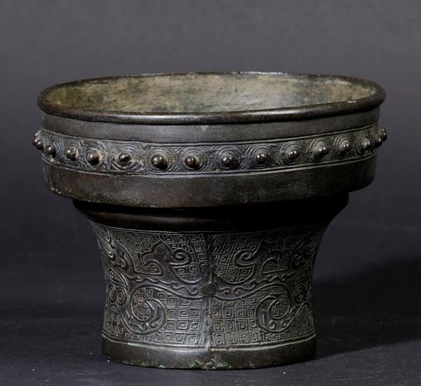 A bronze vase, China, Ming Dynasty, 1600s
