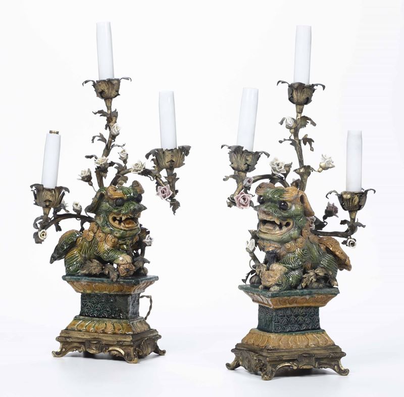 Coppia di candelabri in porcellana e bronzo, XIX secolo  - Asta Antiquariato I - Asta a Tempo - Cambi Casa d'Aste