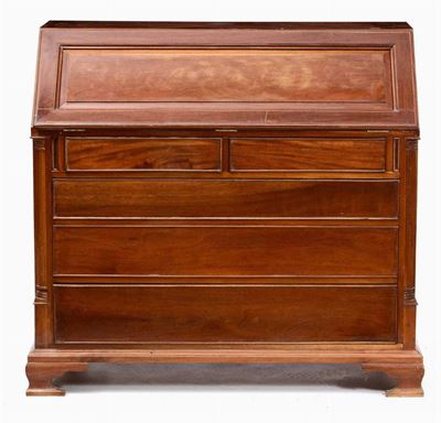 Ribalta a cinque cassetti, XIX secolo, cm 110x53x106