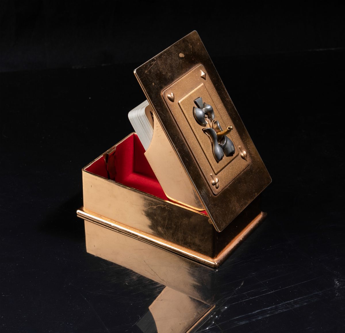 Scatola da Gioco. Bronzo Dorato e Metallo. XX Secolo