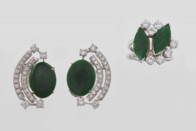 Demi-parure Composta da Anello ed Orecchini con Giadeiti e Diamanti