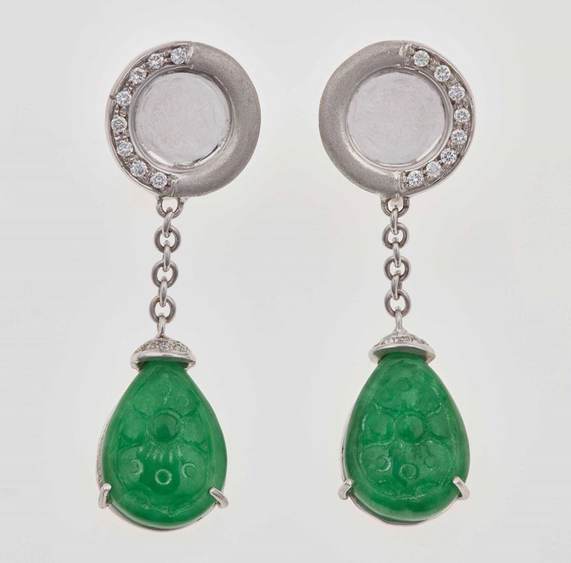 Orecchini con giadeite incisa e diamanti  - Auction Jewels - Time Auction - Cambi Casa d'Aste