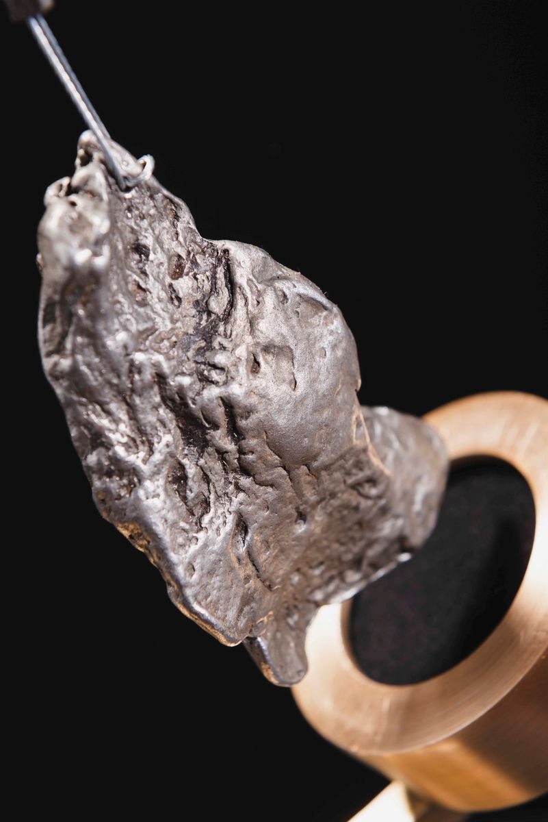 Meteorite in levitazione