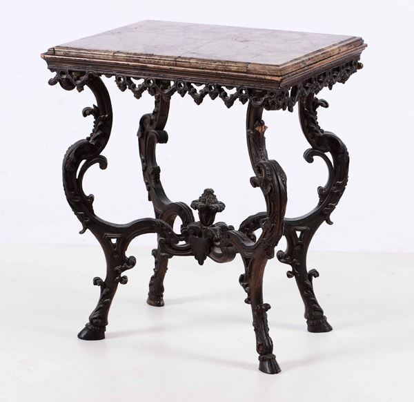Tavolino in legno intagliato con piano in marmo, XIX secolo
