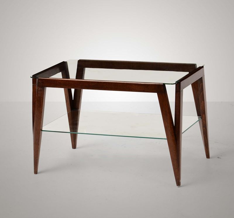 Tavolo basso con struttura in legno e piani in vetro molato.  - Auction Design Lab - Cambi Casa d'Aste