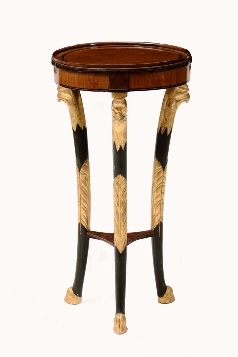 Tavolino circolare in stile Impero, XIX secolo  - Auction Antiques - Time Auction - Cambi Casa d'Aste