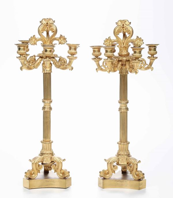 Coppia di candelabri in bronzo dorato e cesellato, Francia fine XIX secolo