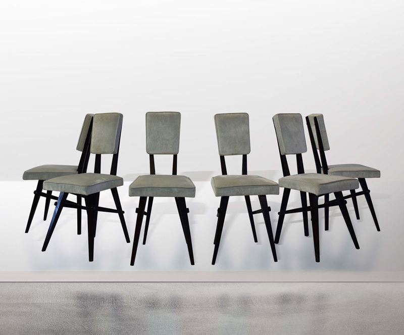 Sei sedie con struttura in legno scolpito e rivestimento in velluto.  - Auction Design Lab - Cambi Casa d'Aste