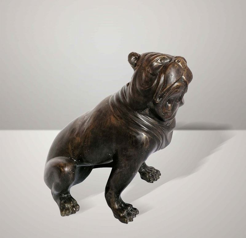 Scultura in fusione di bronzo a cera persa e finemente cesellata, raffigurante un cane bulldog.  - Auction Design Lab - Cambi Casa d'Aste