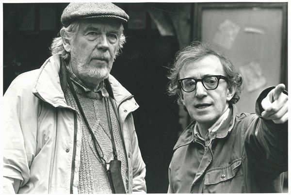 Woody Allen con Sven Nykvist durante le riprese del film “Another woman”, 1988
