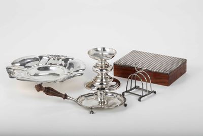 Portacandele, Portatost, Bugia, Centrotavola e Scatola in Legno con Coperchio Argento, Varie Epoc...