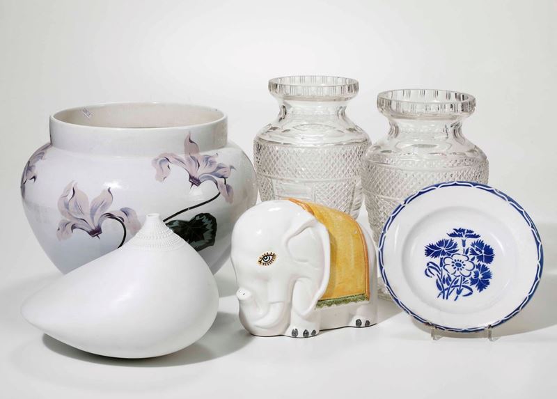 Lotto di oggetti vari in ceramica e vetro  - Asta Antiquariato Settembre | Asta a Tempo - Cambi Casa d'Aste