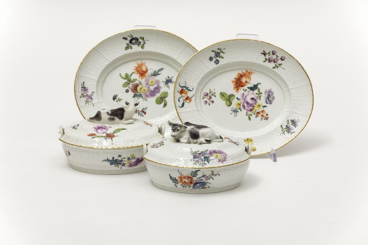 Rara Coppia di Burriere Meissen, Metà del XVIII Secolo