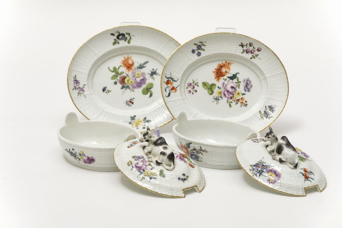 Rara Coppia di Burriere Meissen, Metà del XVIII Secolo