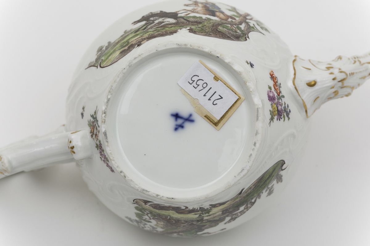 Teiera Meissen, 1750-1760 Circa Probabile Pittura di Christian Friedrich Kühnel (1719-1792)