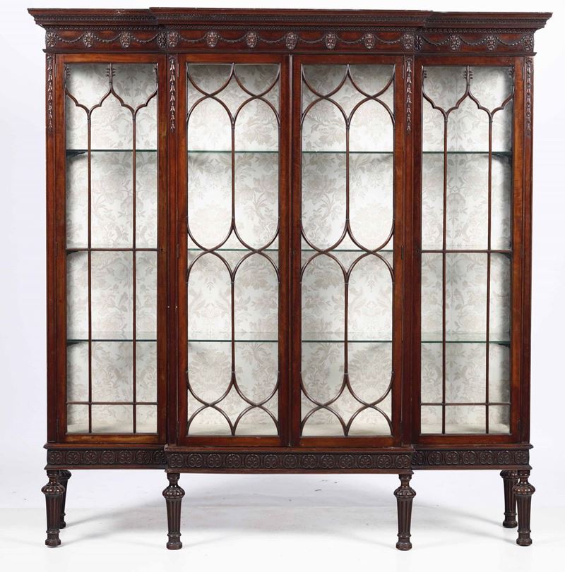 Vetrina a quattro ante in legno intagliato, Inghilterra XIX secolo  - Auction Antiques Selected | Time - Cambi Casa d'Aste