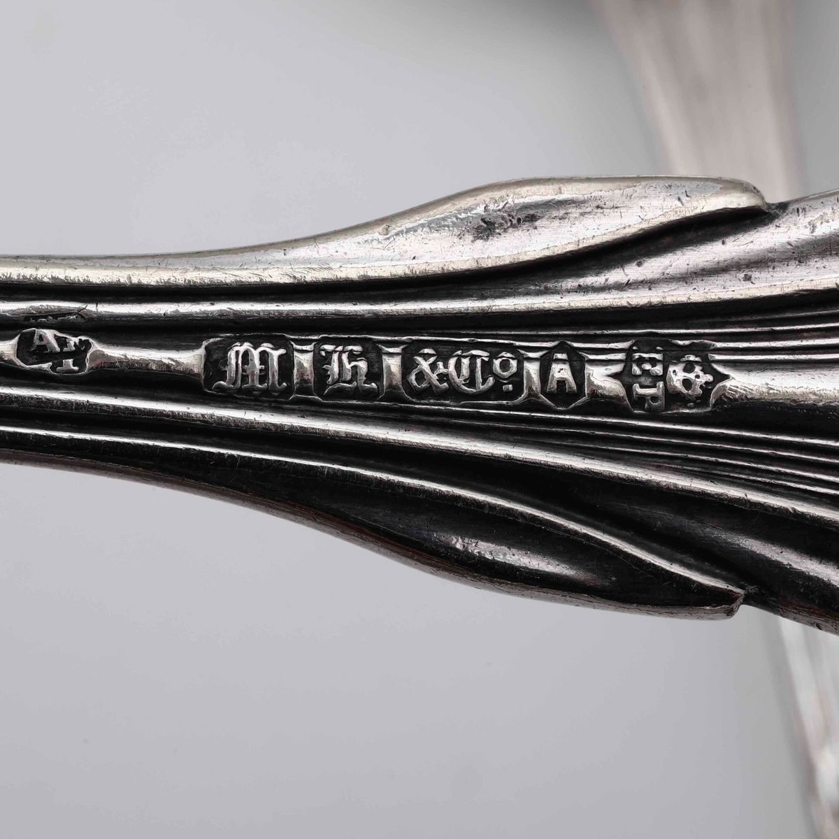 Servizio di Posate in Argento 950 e Metallo Argentato. Argenteria Italoiana del XX Secolo