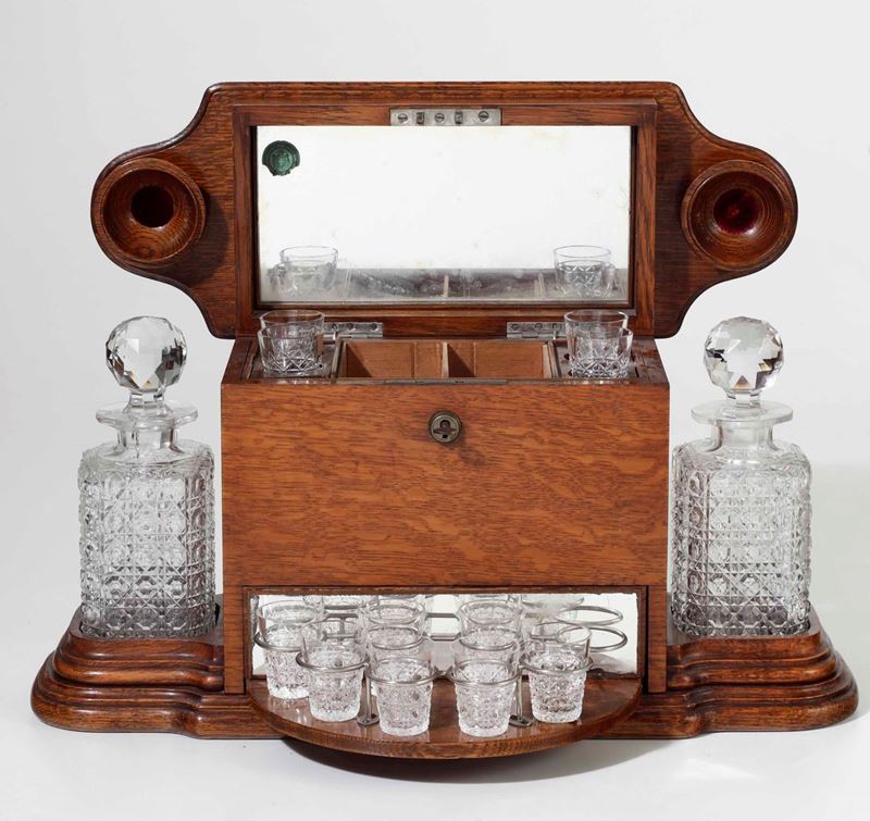 Servizio da liquore in cristallo in scatola di legno  - Auction Antiques | Timed Auction - Cambi Casa d'Aste