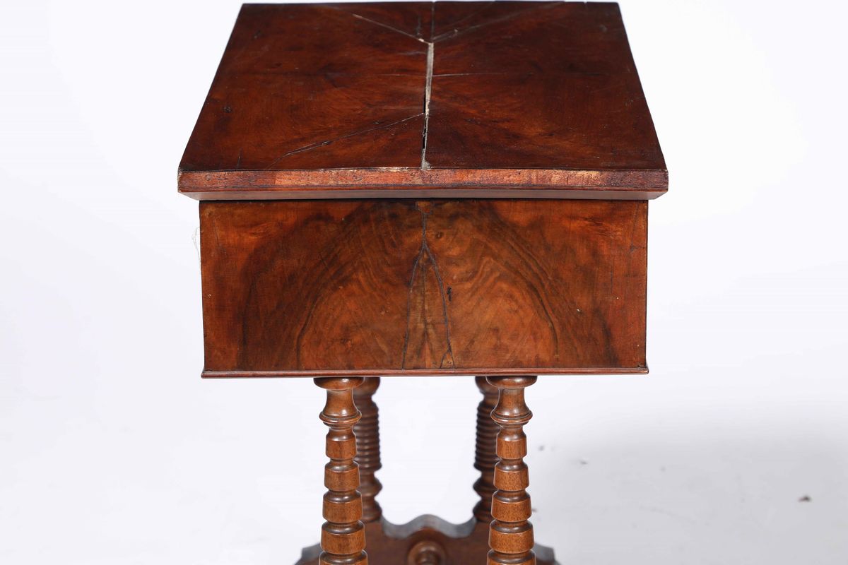 Tavolino da Lavoro in Legno Lastronato, XIX-XX Secolo