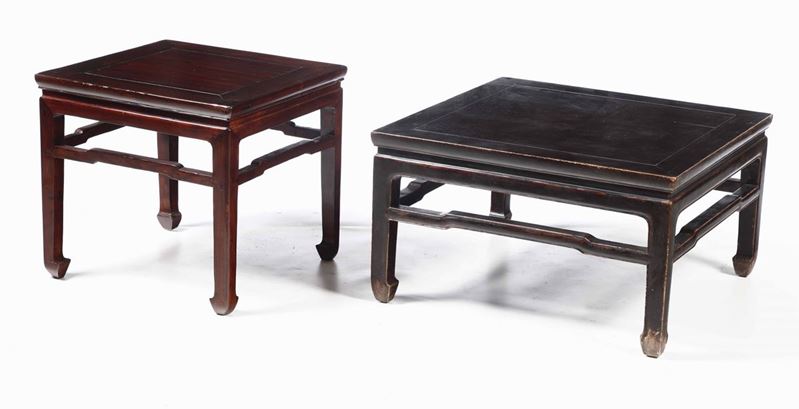 Due tavoli bassi in legno, Cina, Dinastia Qing, XIX secolo  - Asta Antiquariato | Cambi Time - Cambi Casa d'Aste