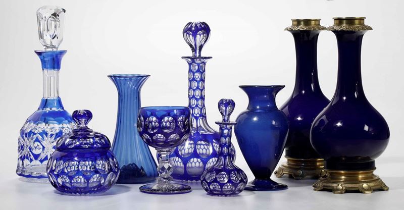 Lotto di oggetti in cristallo blu  - Auction Fine Art September | Timed Auction - Cambi Casa d'Aste